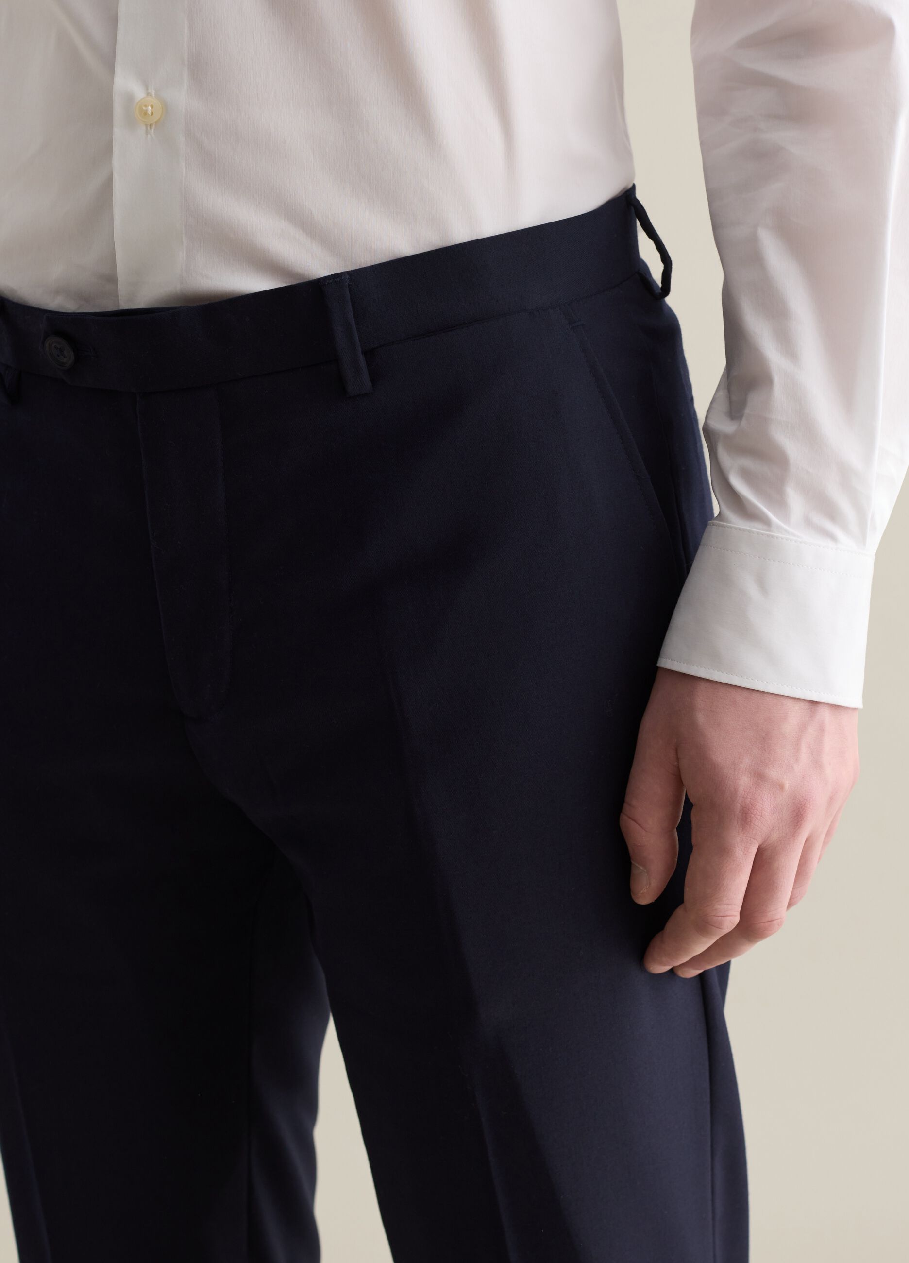 Elegant slim-fit trousers