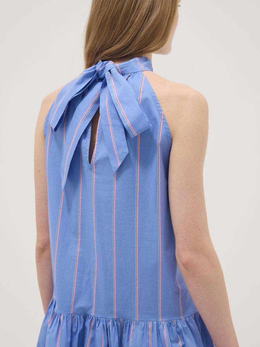 Vestito azzurro in puro cotone con collo alto_3