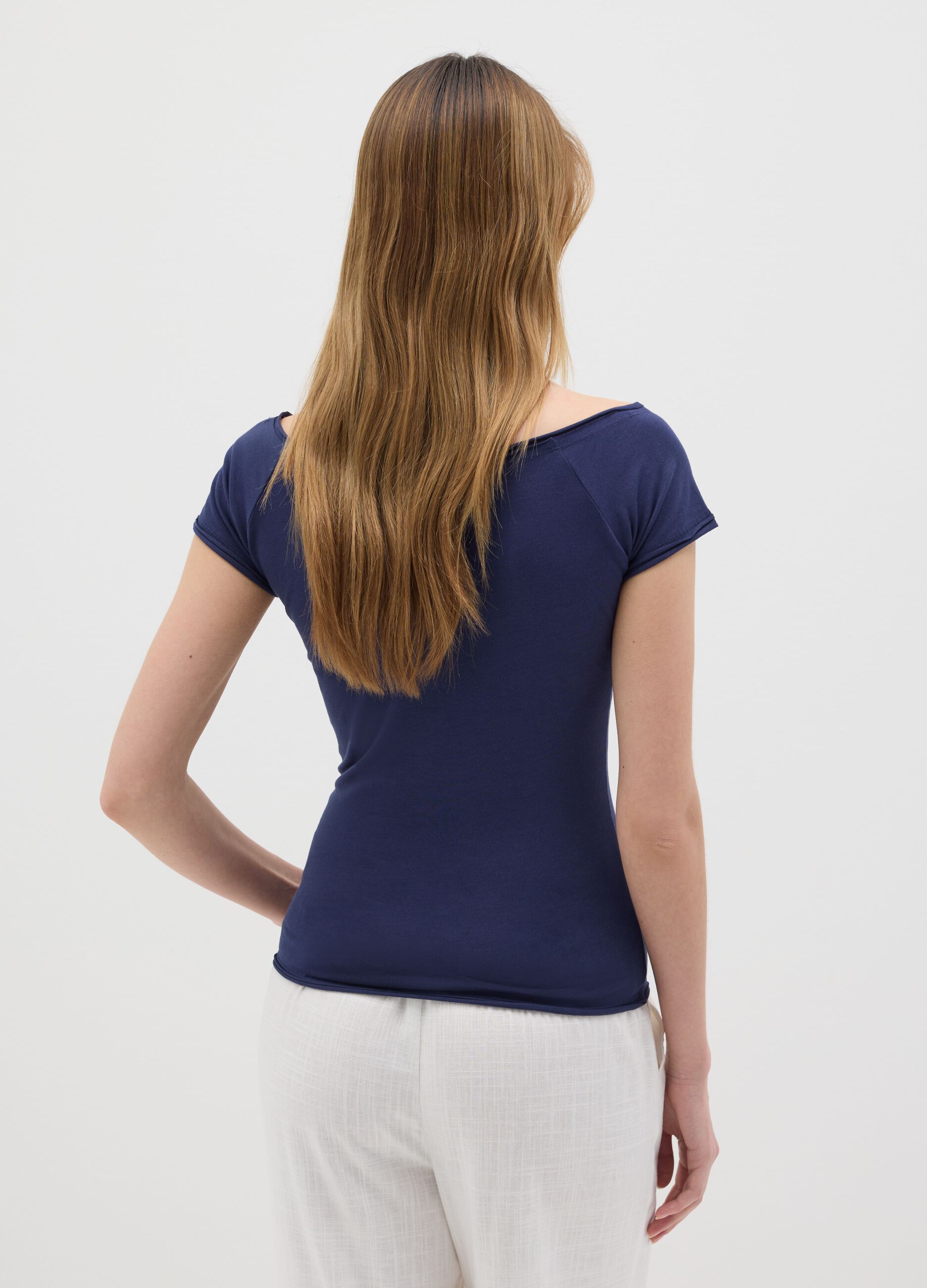 Fitted blue short-sleeve cotton T-shirt