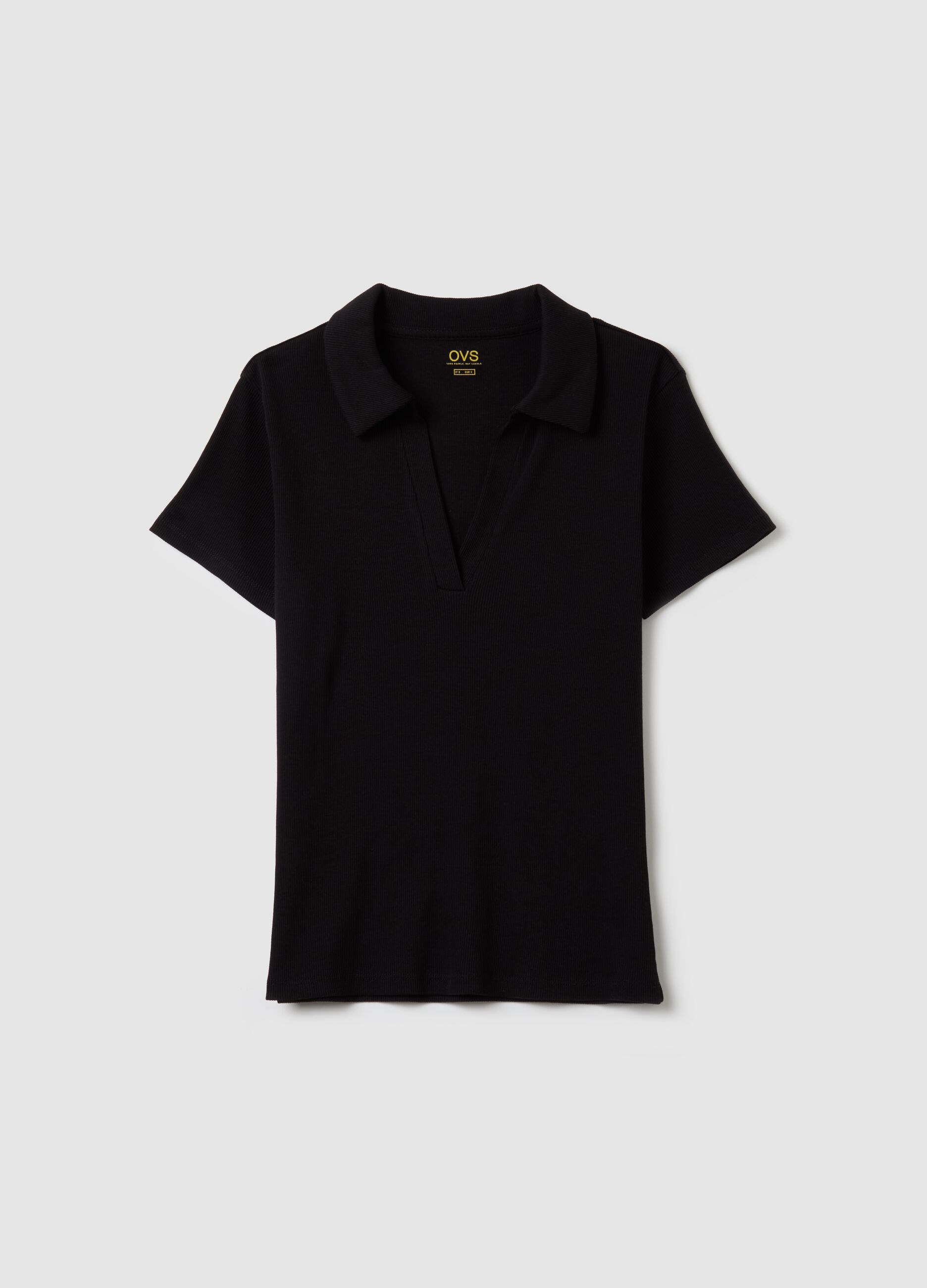 T-shirt with polo neck