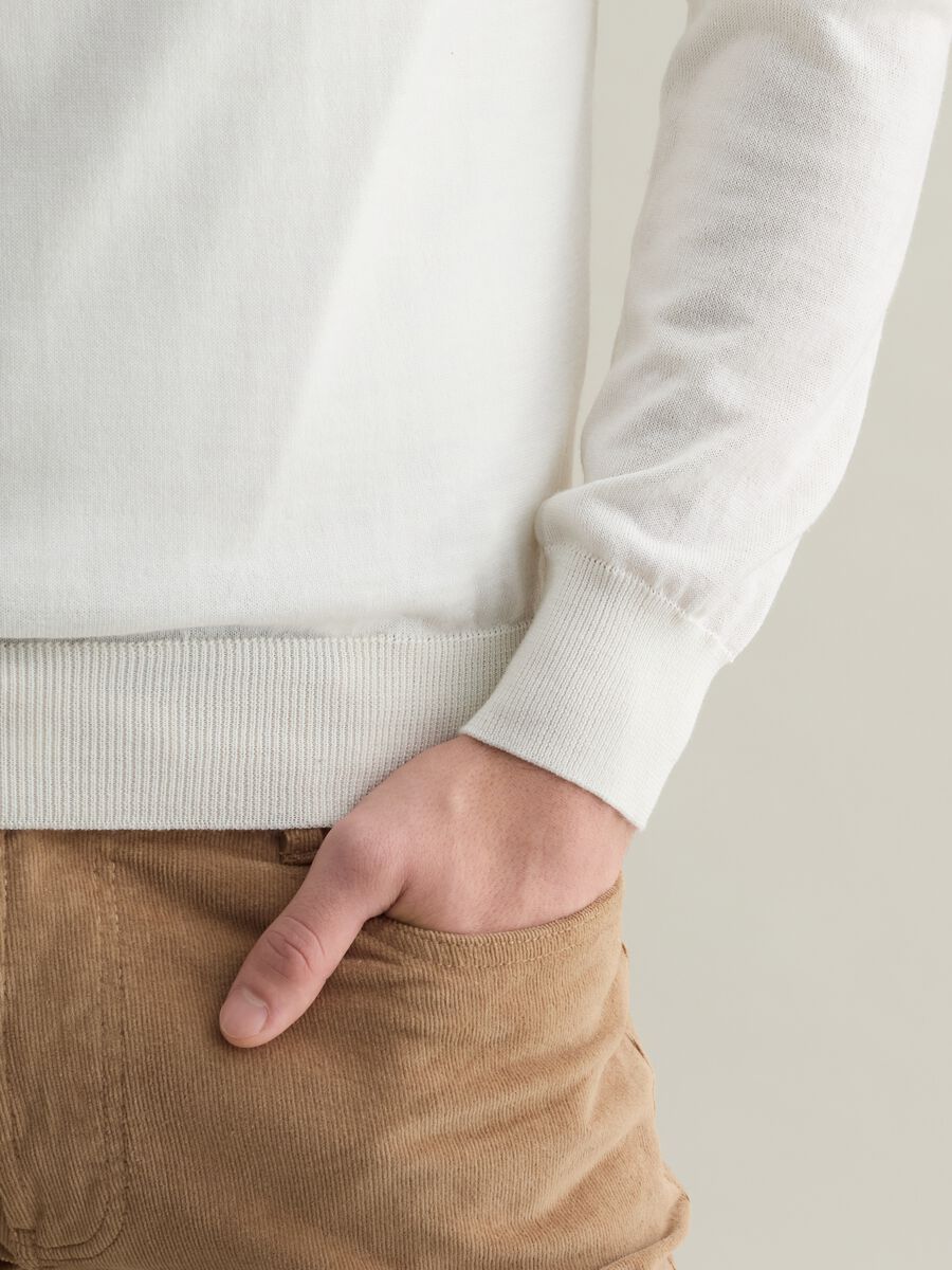 Turtle-neck Merino wool pullover_2
