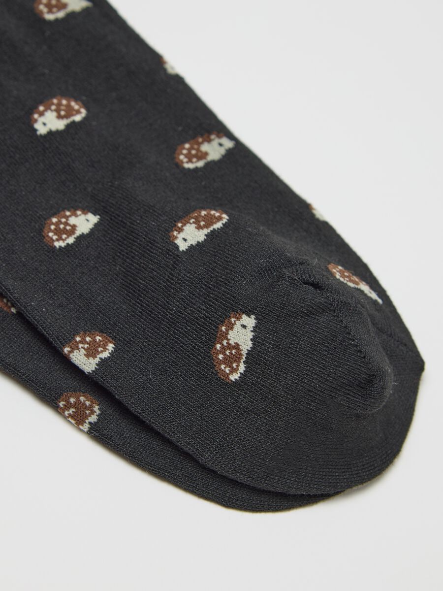 Long stretch viscose socks with design_1