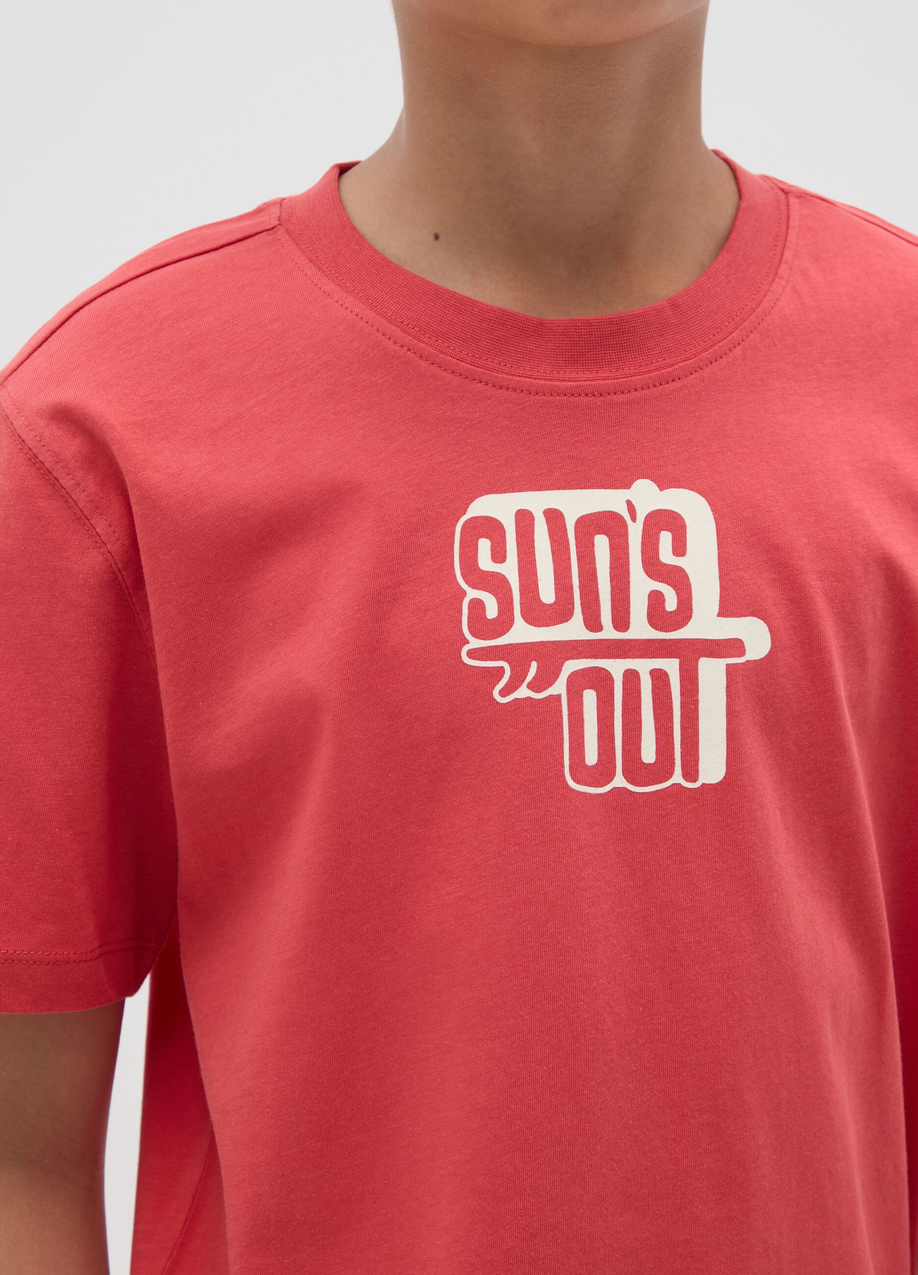 Boy's pure cotton red T-shirt regular fit with print