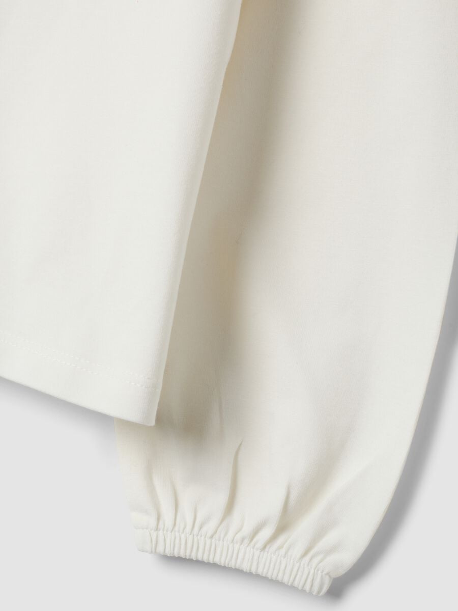 T-shirt bianca girocollo in cotone elasticizzato con colletto ricamato_3