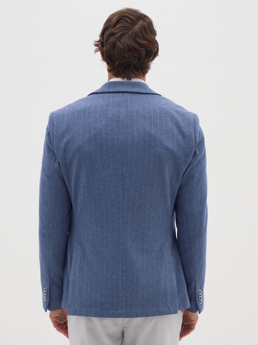 Blazer blu gessato elegante vestibilità slim_2