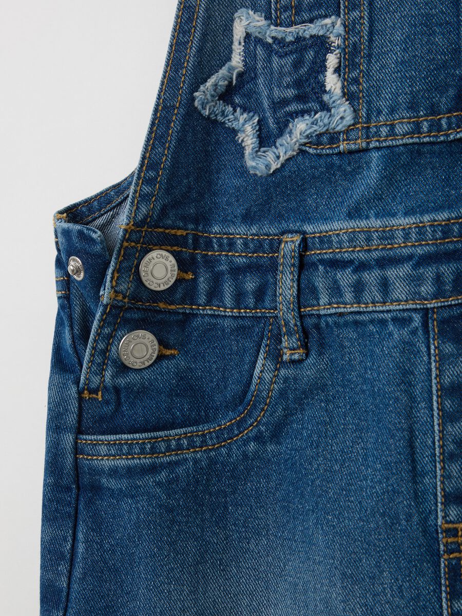 Denim pinafore with stars embroidery_3