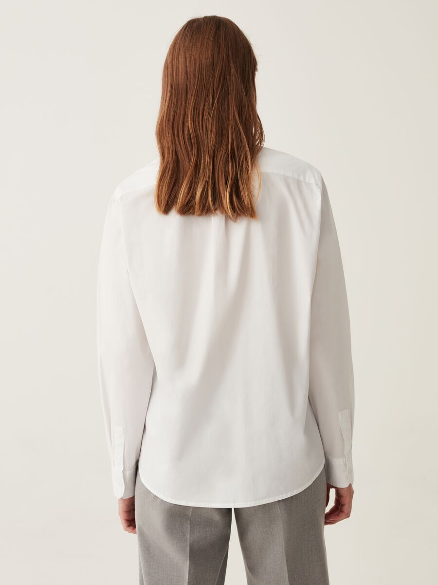 Camicia oversize con tasche_2