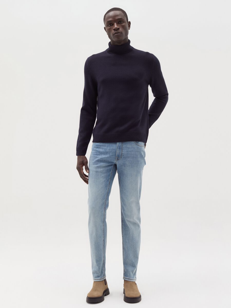 Pullover with high neck_1