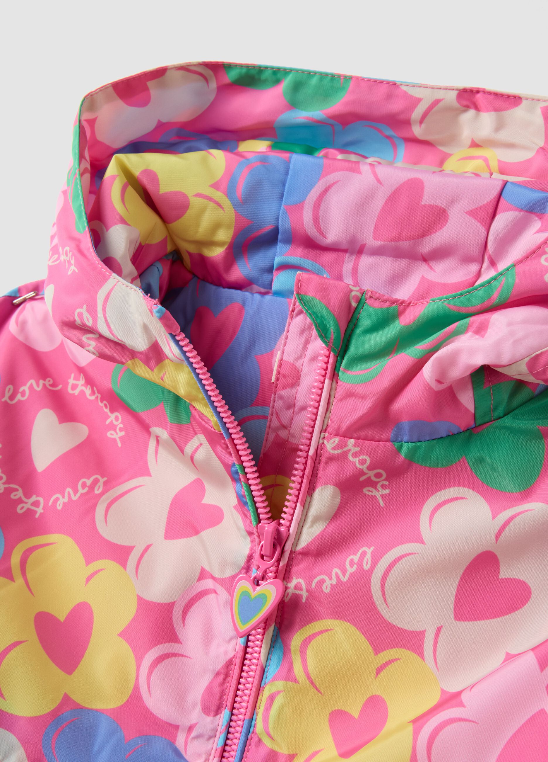 Giubbotto antipioggia multicolor imbottito con fantasia floreale per bambina