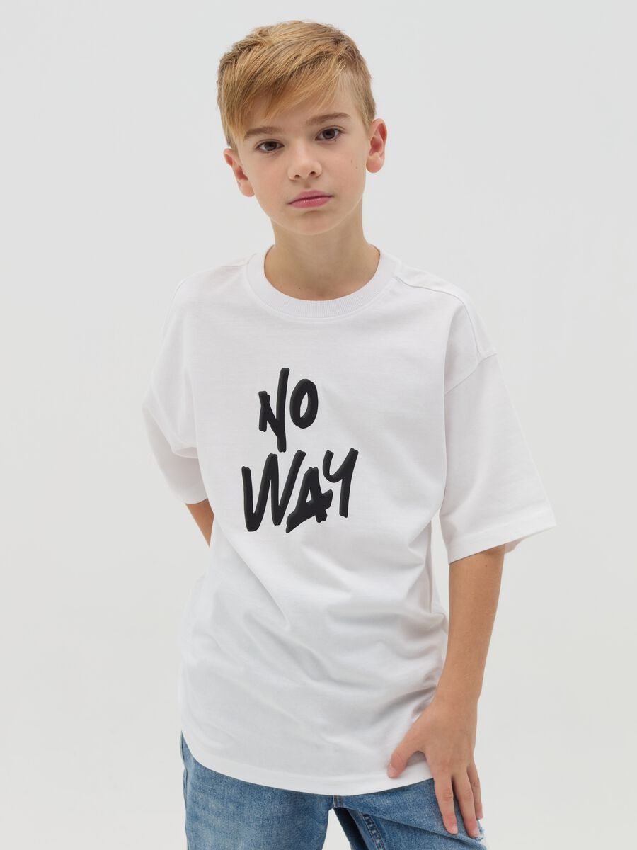 T-shirt oversize con stampa_0
