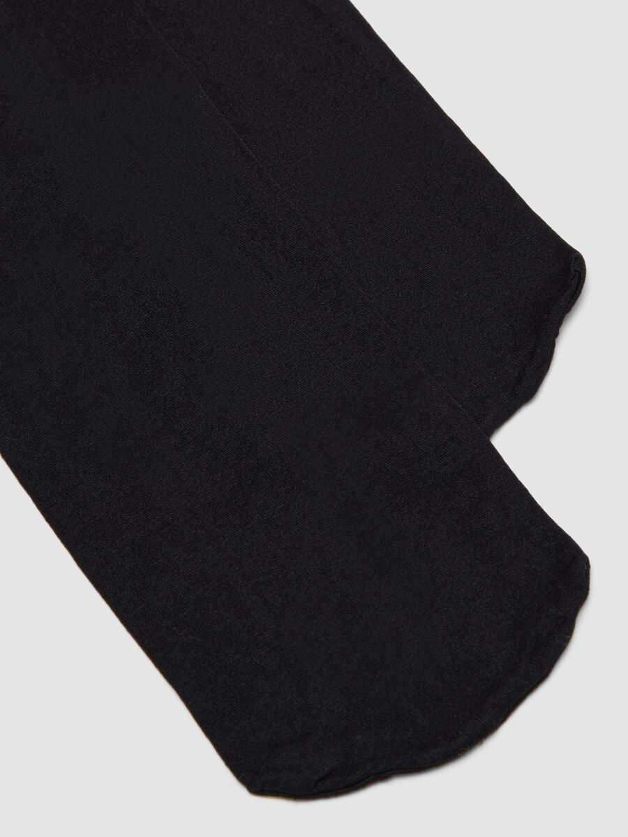 2-pack of black and red stretchy knee-high socks_1