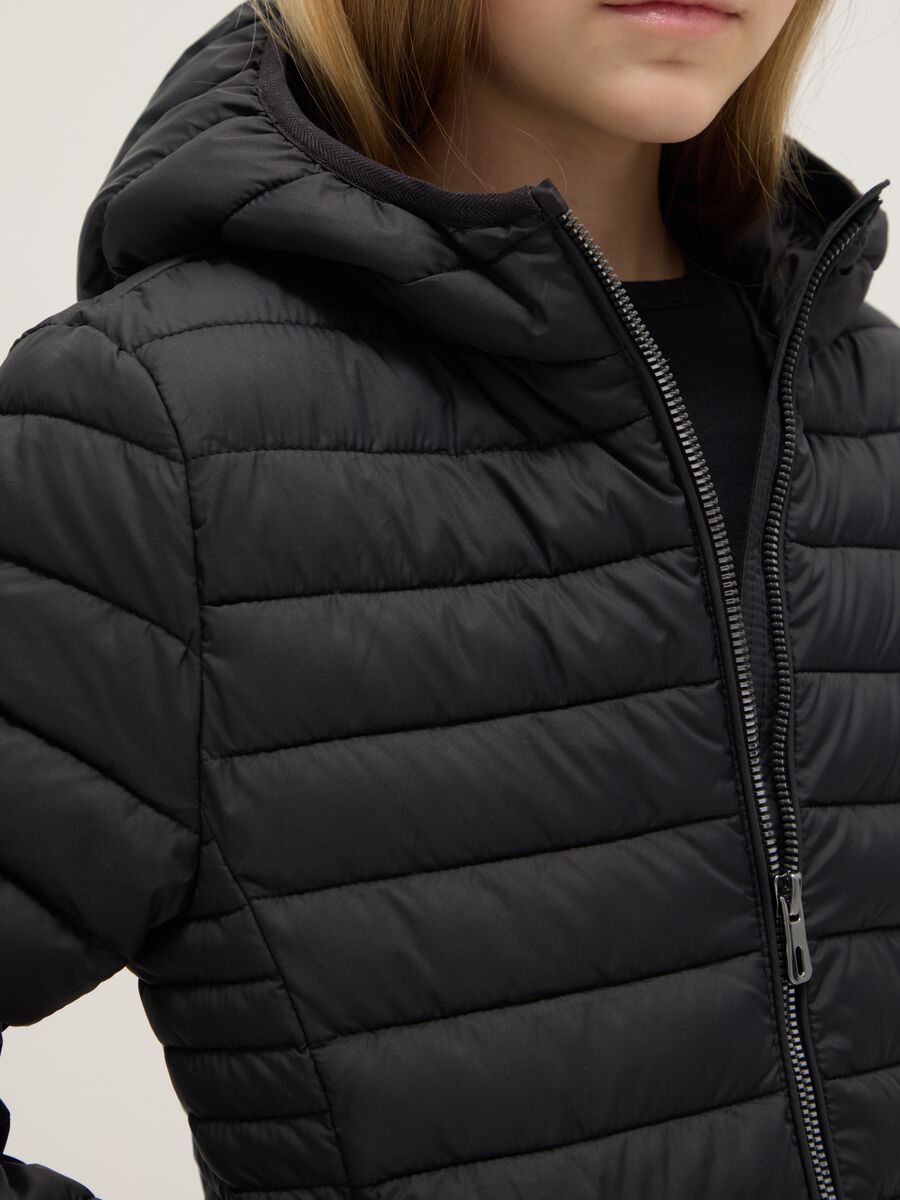 Girl's black padded regular fit jacket with hood_2