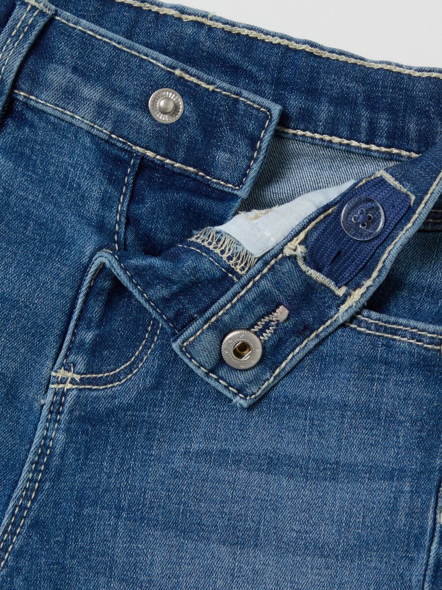 Regular-fit jeans with five pockets_2
