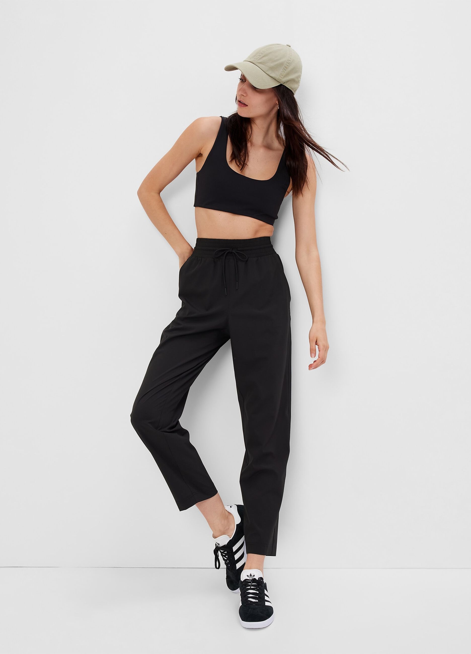 High-rise joggers with drawstring
