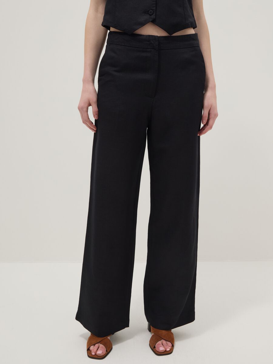 Black linen-viscose blend straight-fit trousers_1