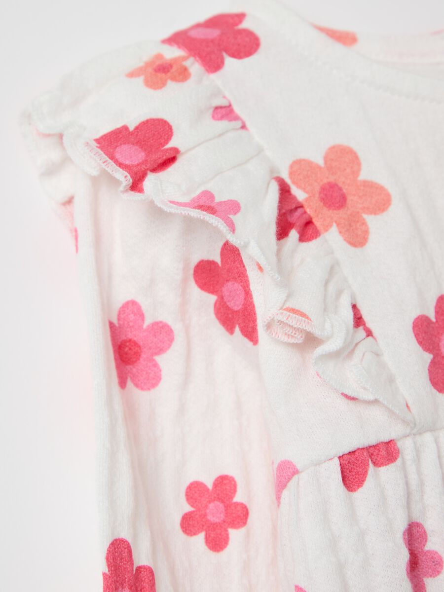 T-shirt maniche lunghe con volant stampa fiori_2