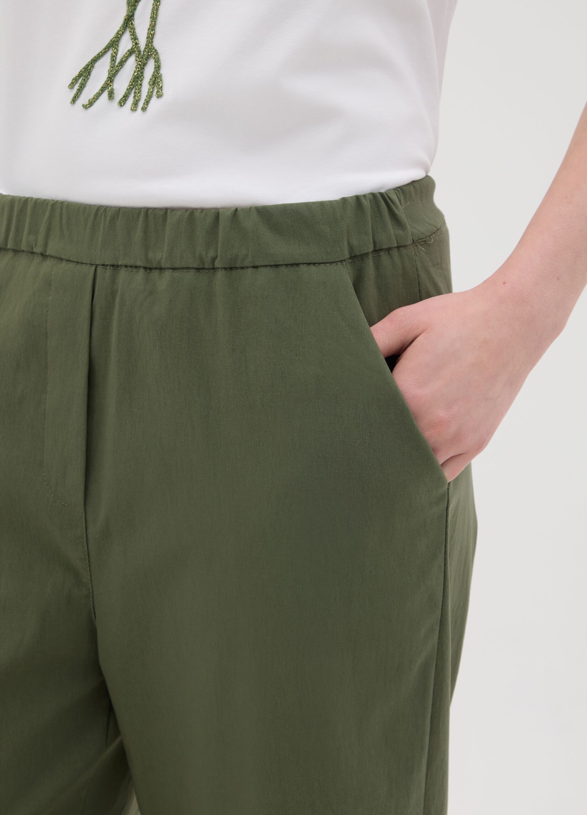 Women's Green Stretch Fabric Trousers Regular Fit