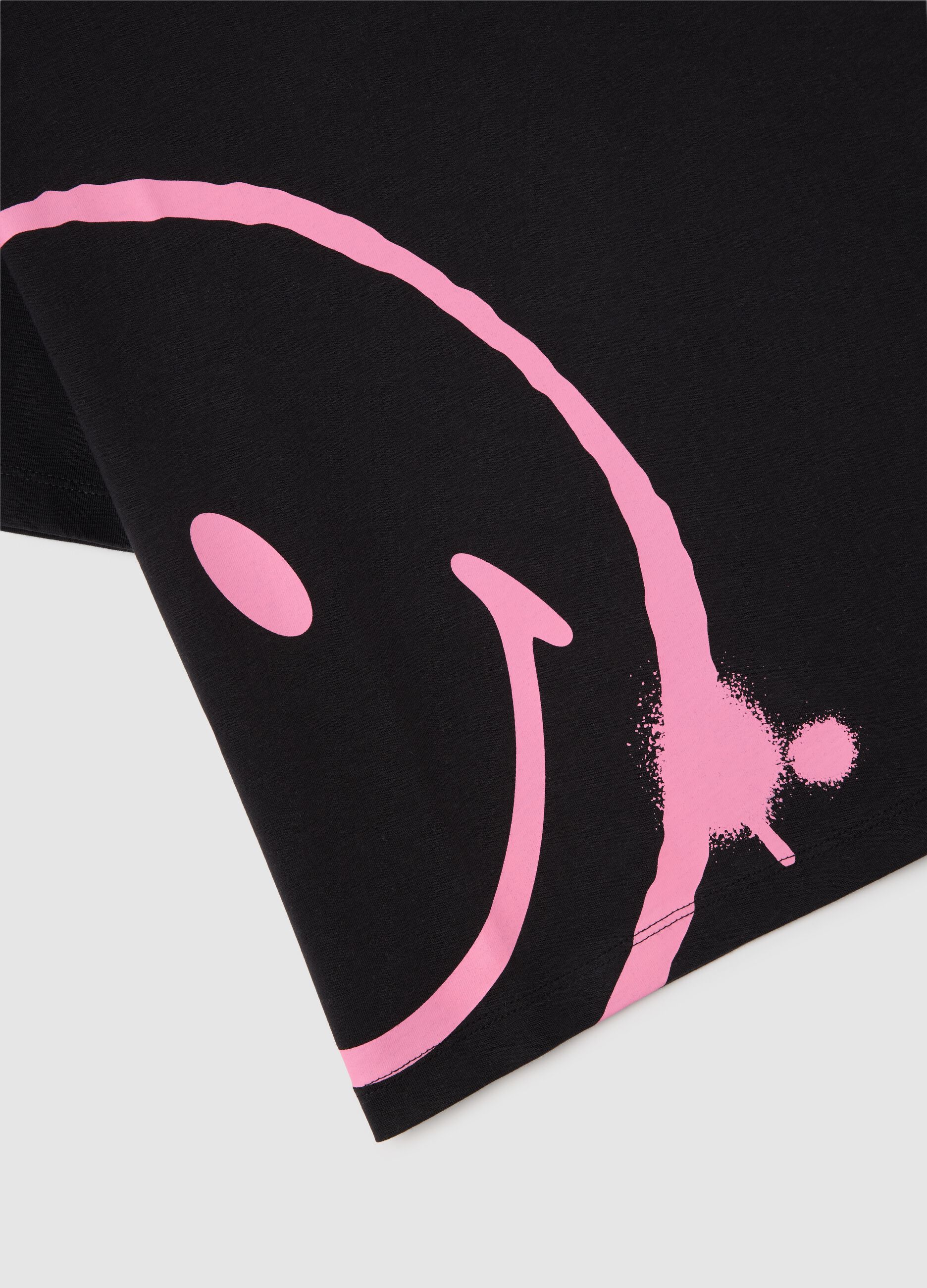 Black T-shirt with pink smile in OVS cotton