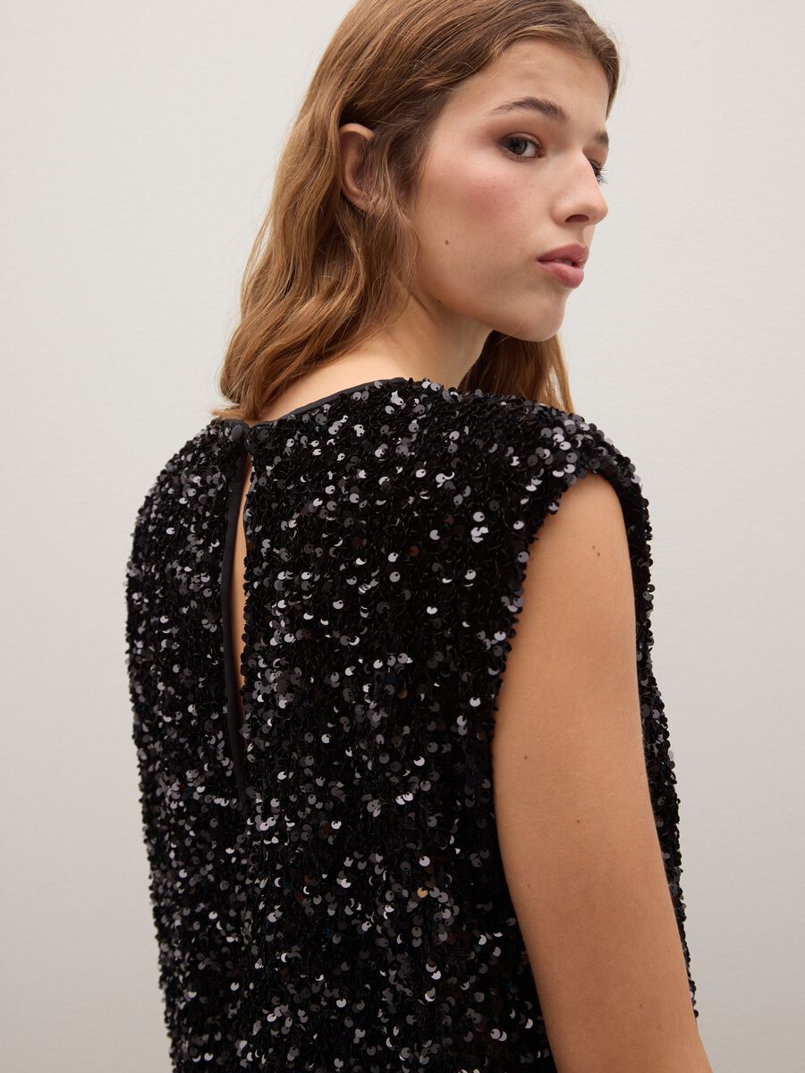 Abito nero senza maniche regular fit con paillettes_3