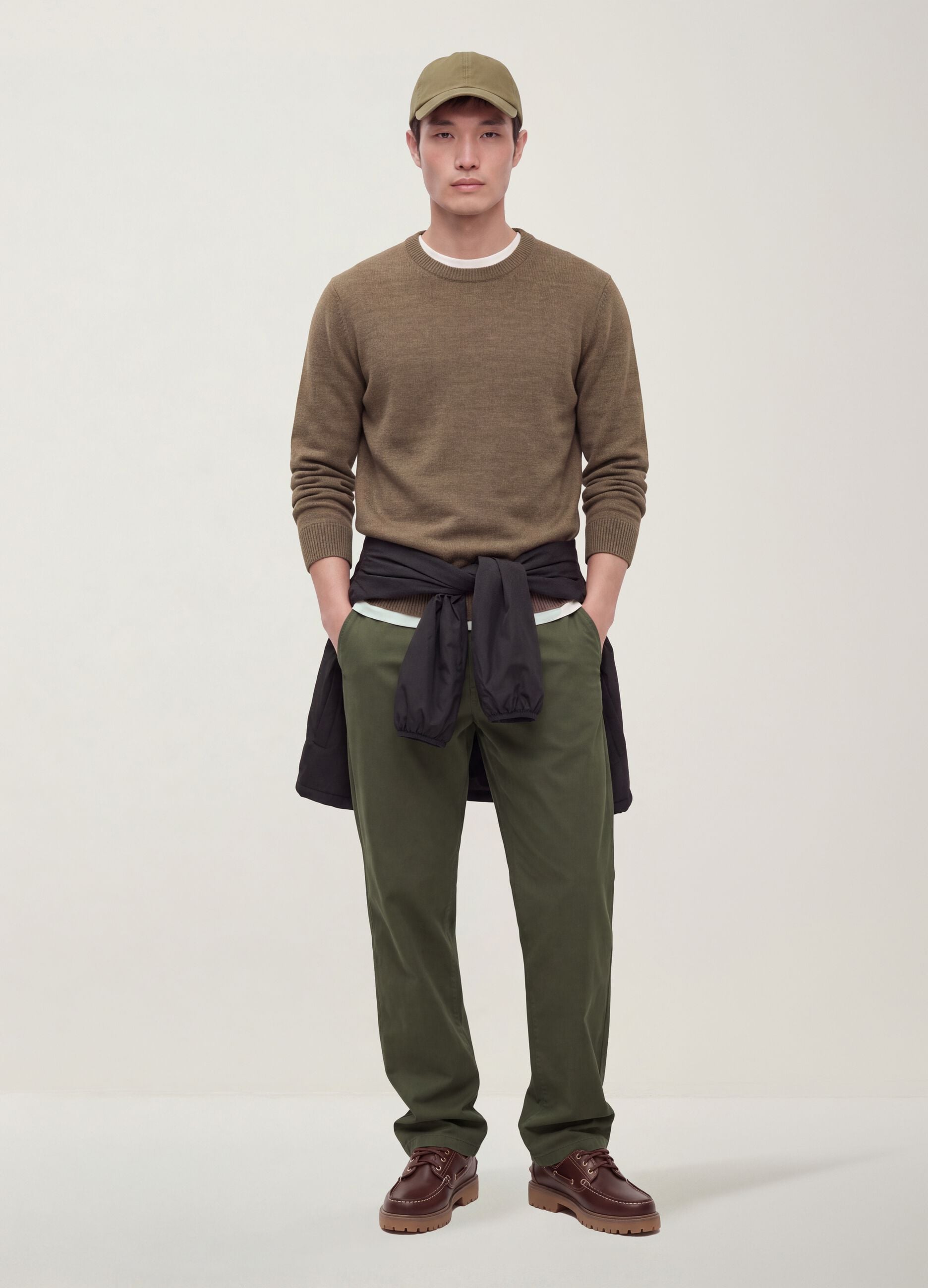 Maglia marrone girocollo in jersey knit regular fit