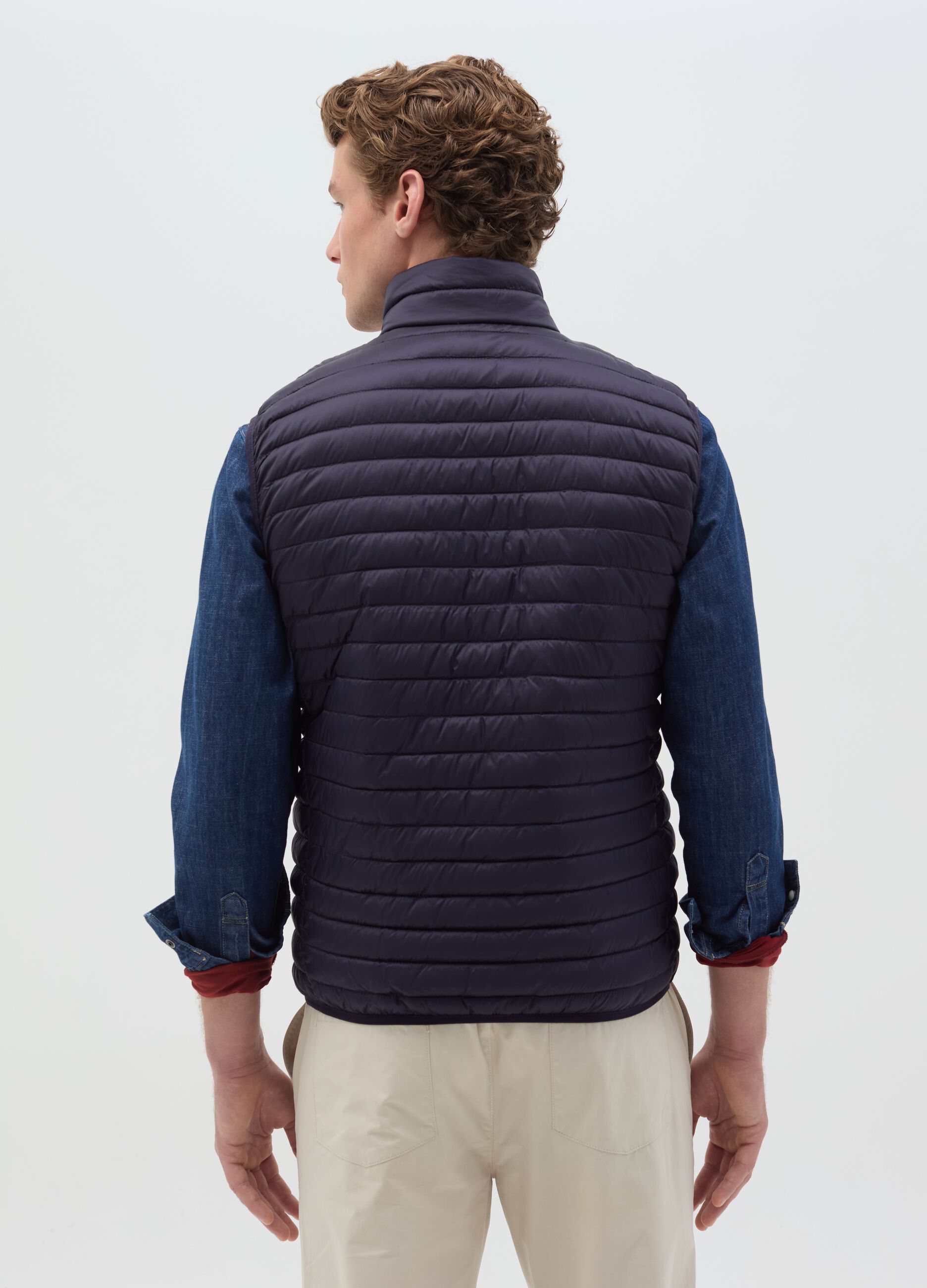Full-zip ultralight gilet with high neck