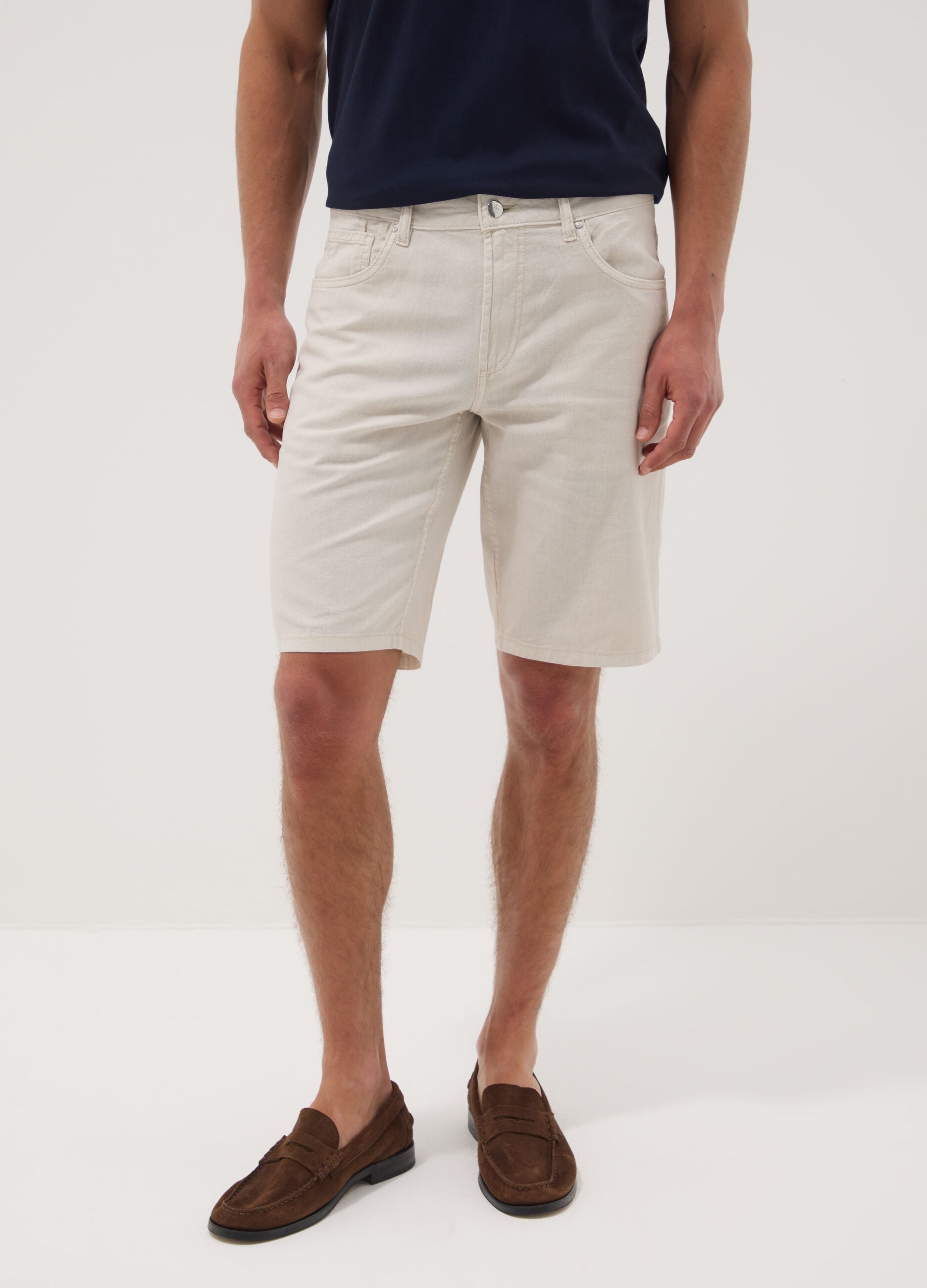 Beige linen-cotton blend five-pocket Bermuda shorts