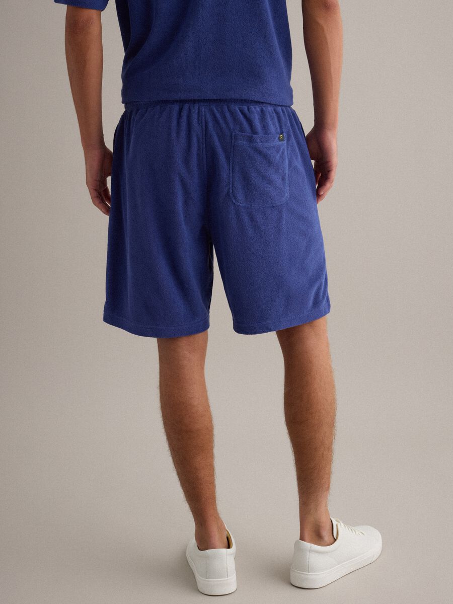 Shorts jogger blu in misto cotone con vita elasticizzata regular fit_2