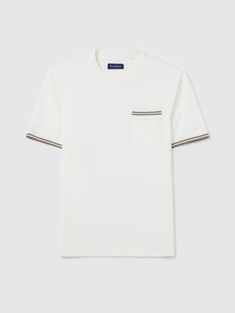 T-shirt with striped details and pocket_4