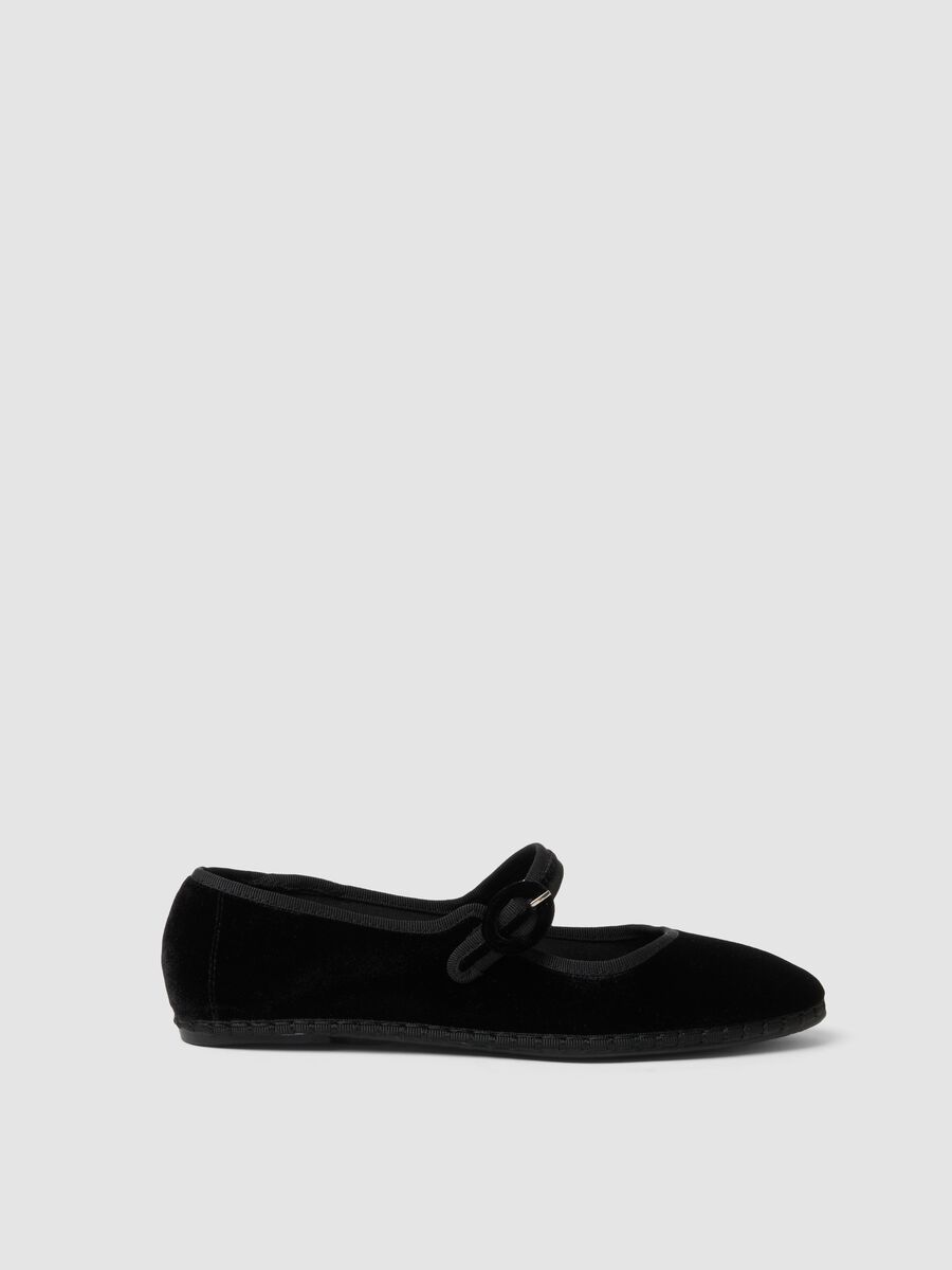 Ballerine nere con cinturino_0