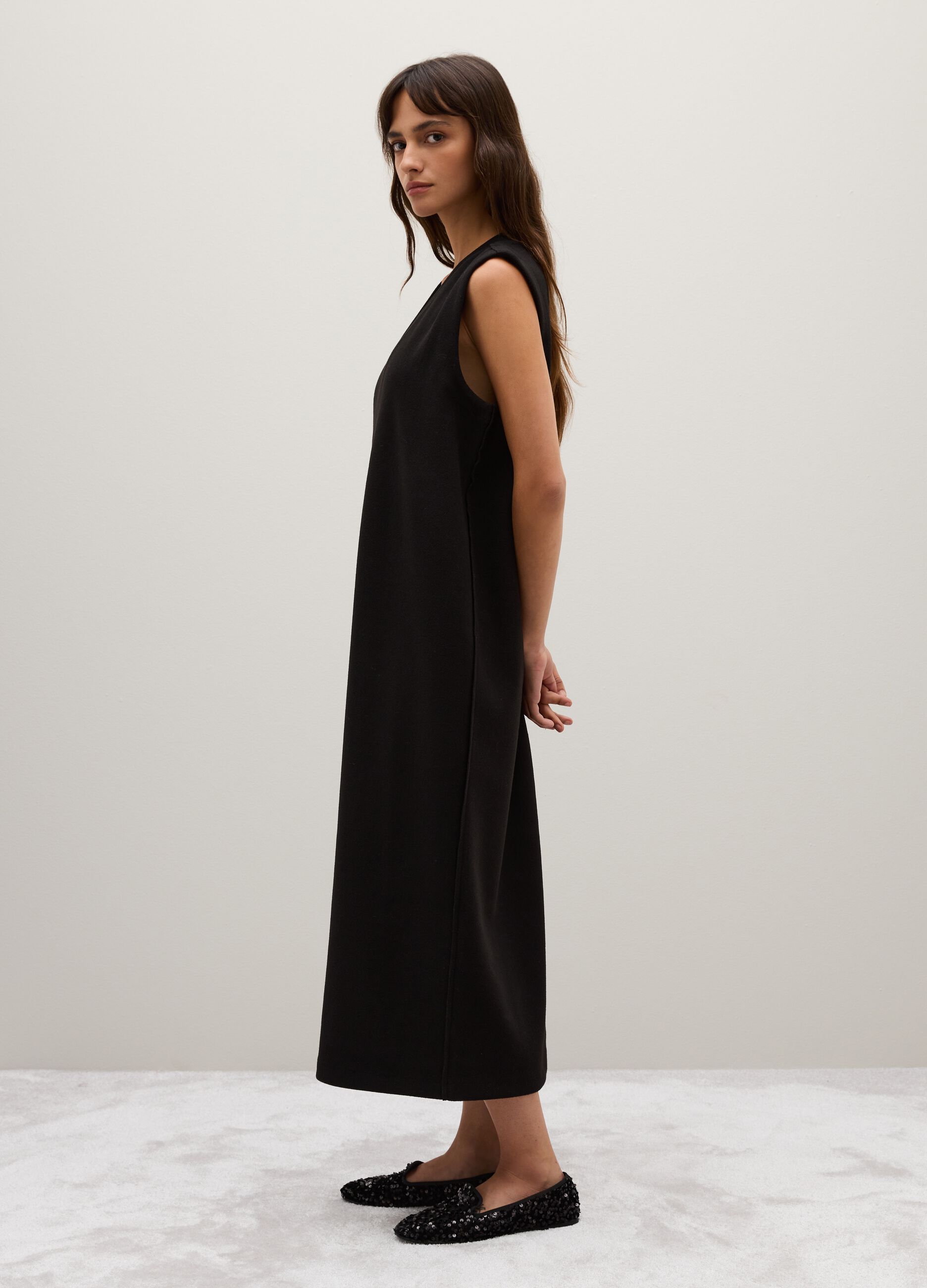 Long Sleeveless Black Dress