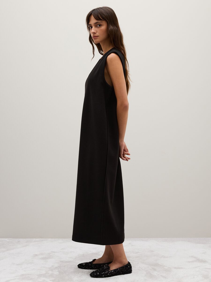 Abito nero lungo senza maniche regular fit_1
