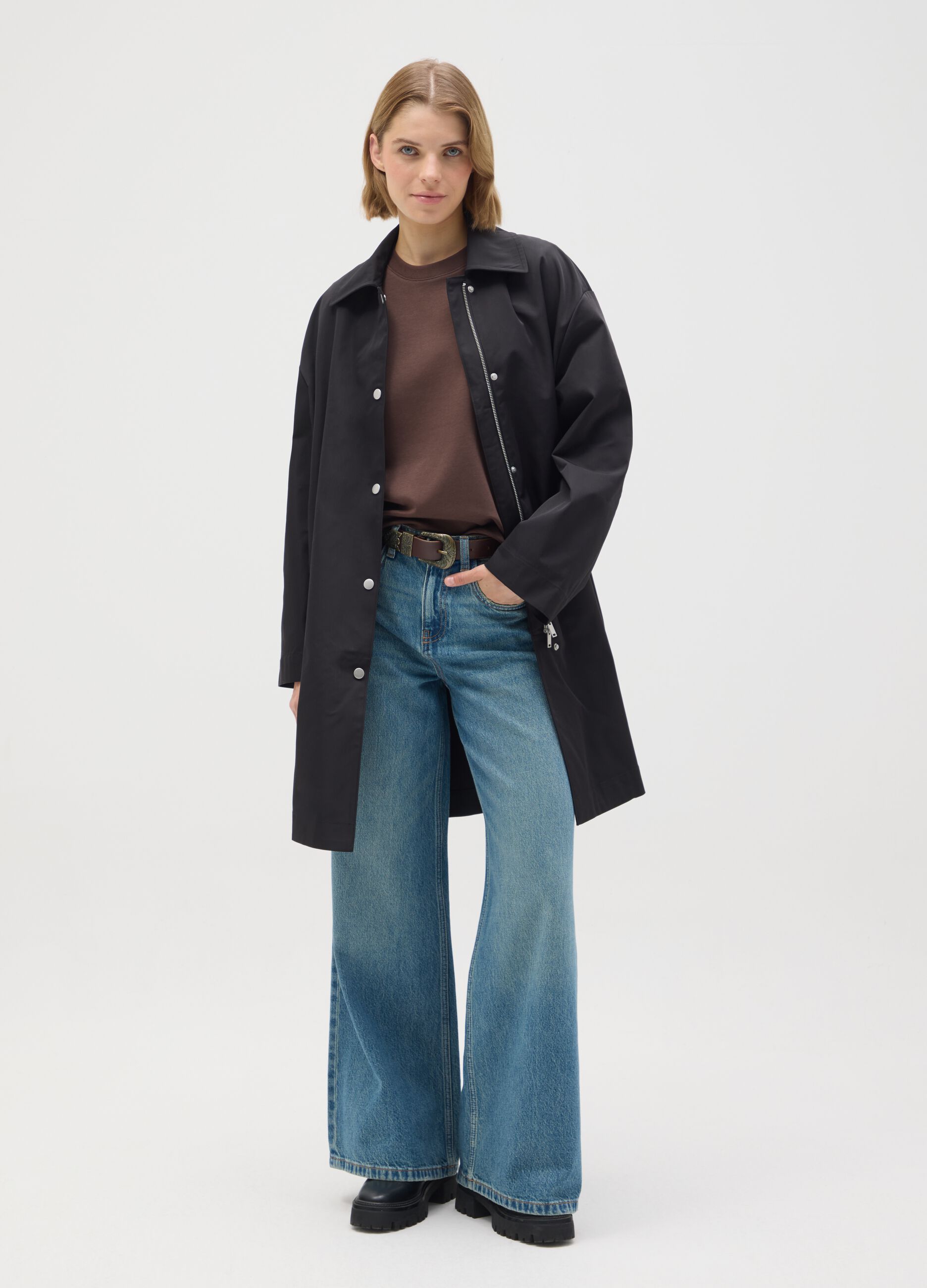 Black regular fit jacket with zip