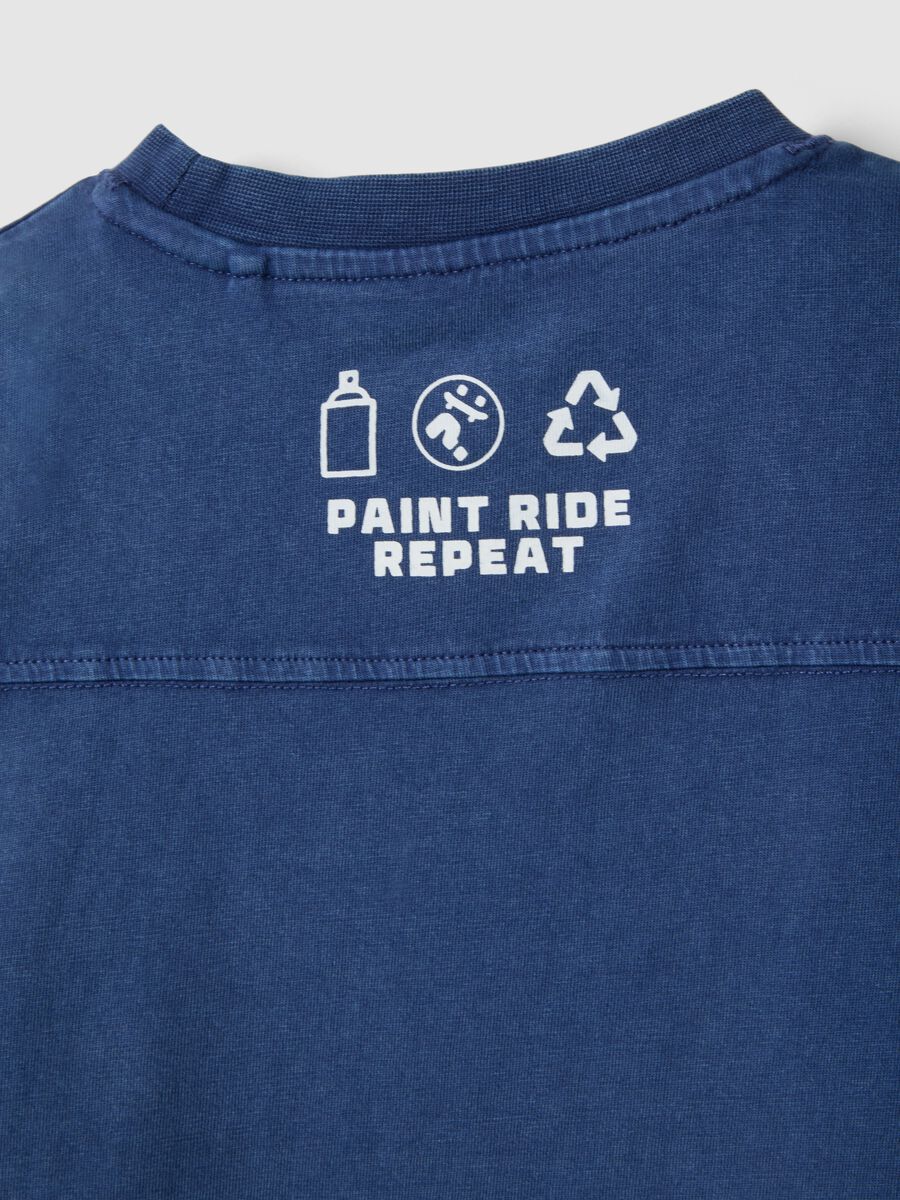 T-shirt in puro cotone blu da bambino regular fit con patch_3