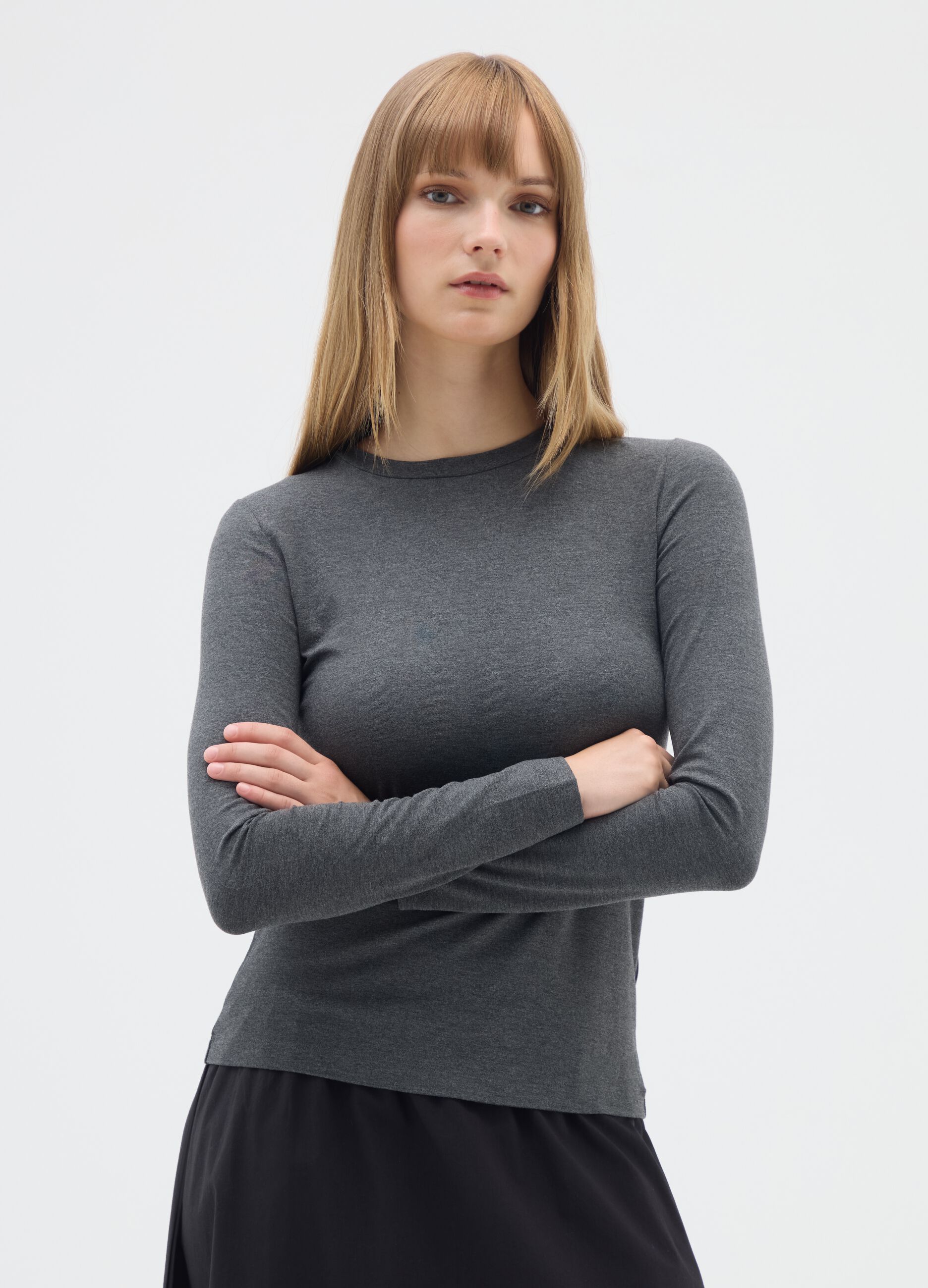 Maglia grigia a maniche lunghe in viscosa elasticizzata