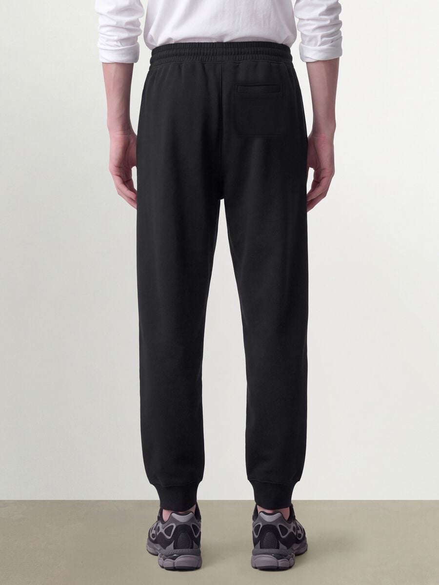 Black cotton-blend joggers with cuffed hems and drawstring waist_3