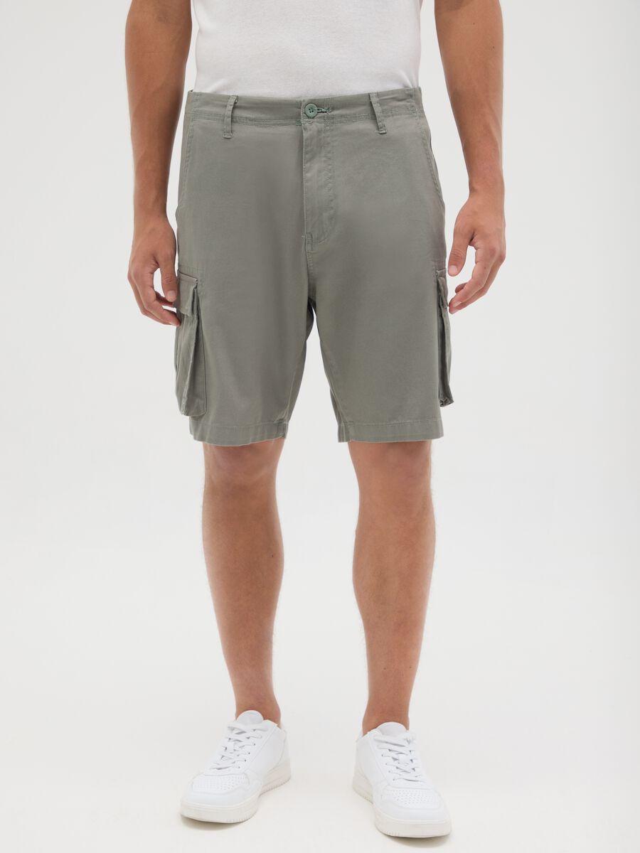 Men's green pure cotton Bermuda shorts regular fit_1