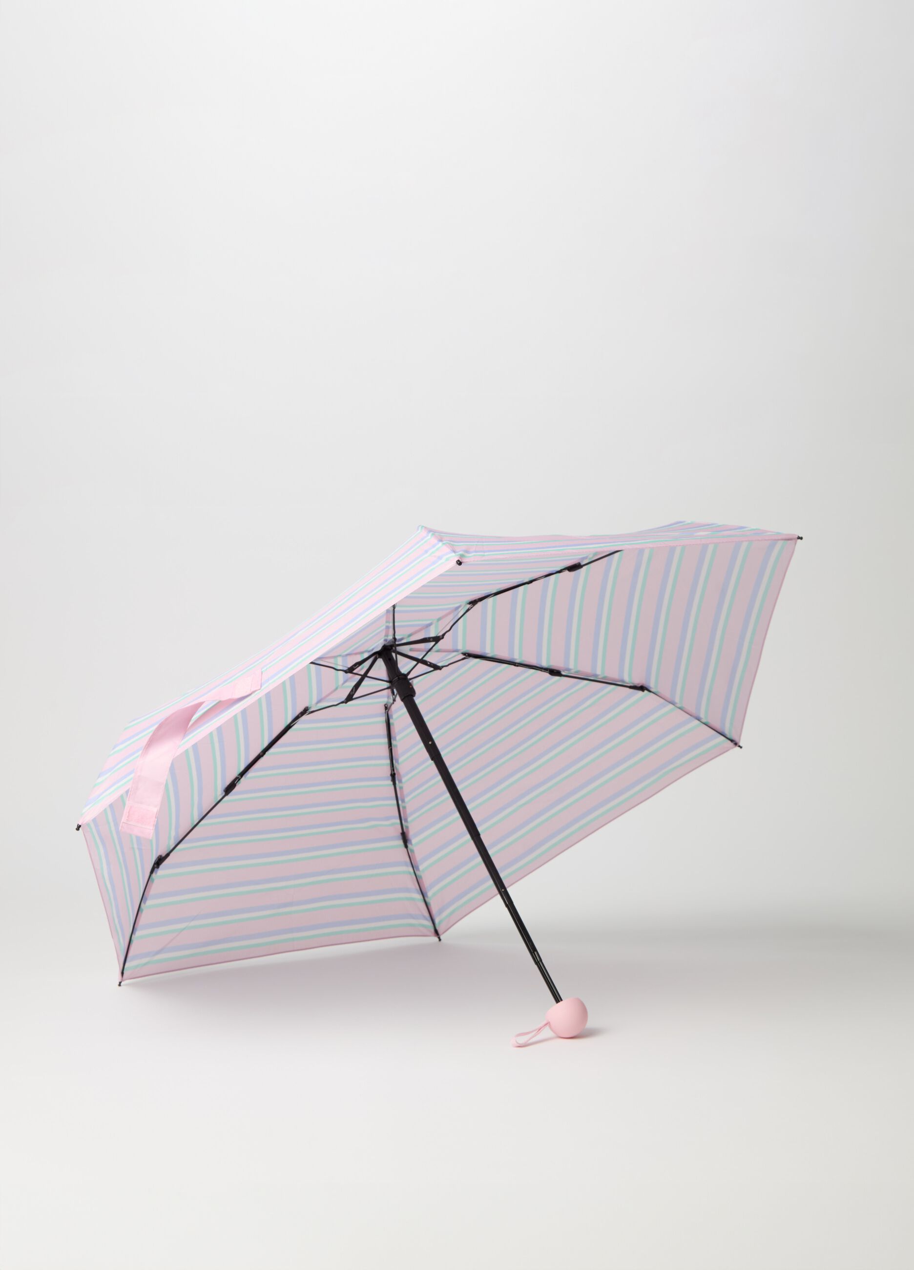 Umbrella with cover