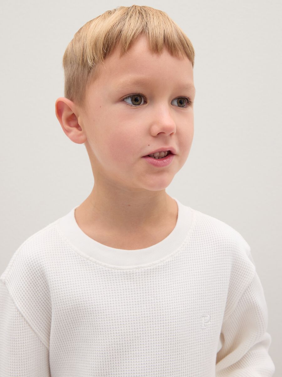 T-shirt da bambino in puro cotone bianca regular fit_2