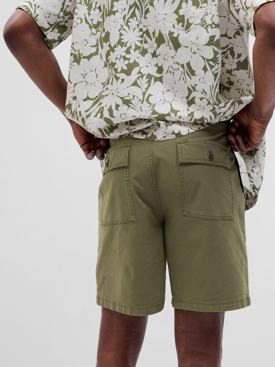 Stretch cotton Bermuda shorts with ripstop weave_2