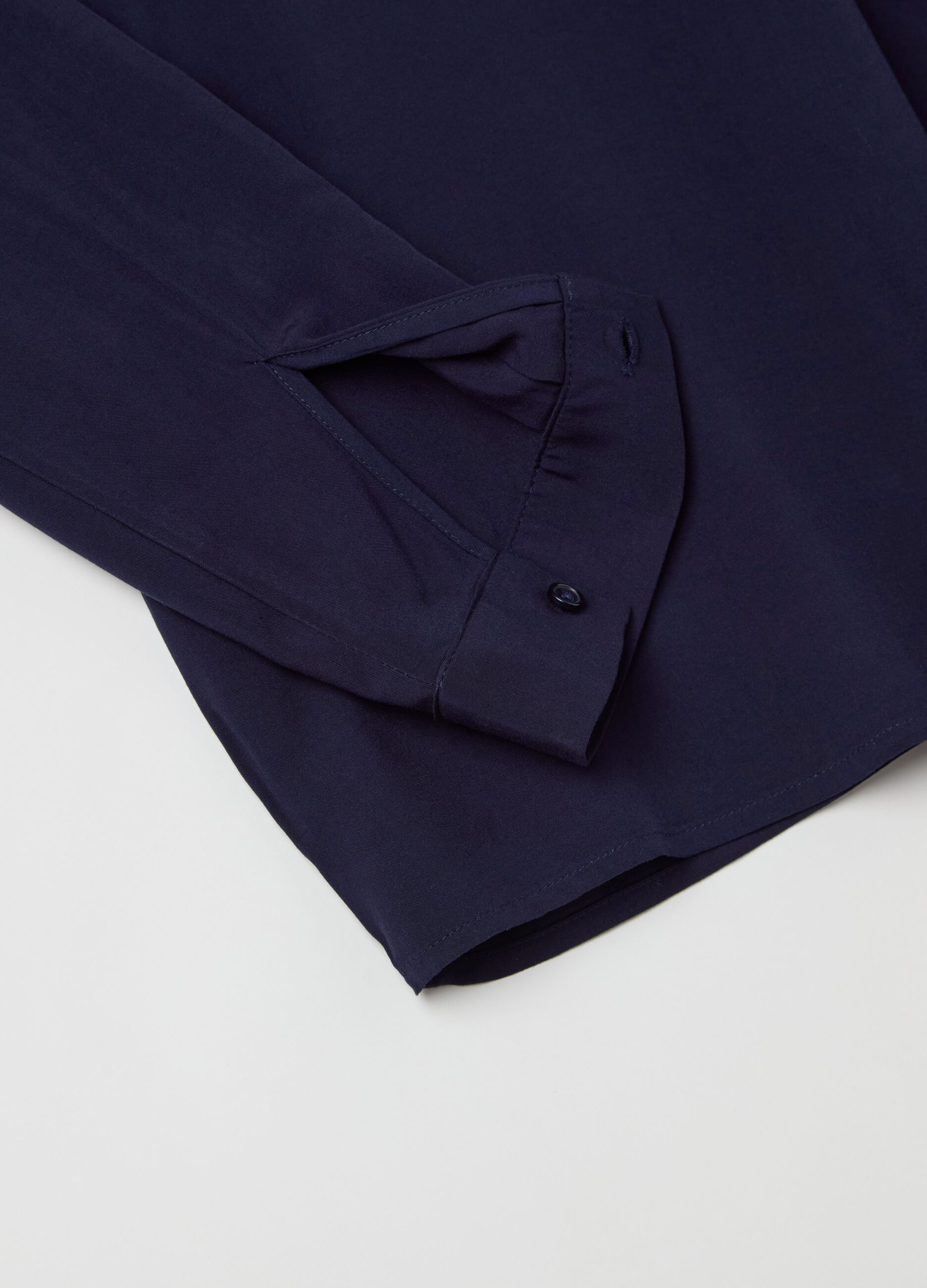 Viscose blouse with V neck