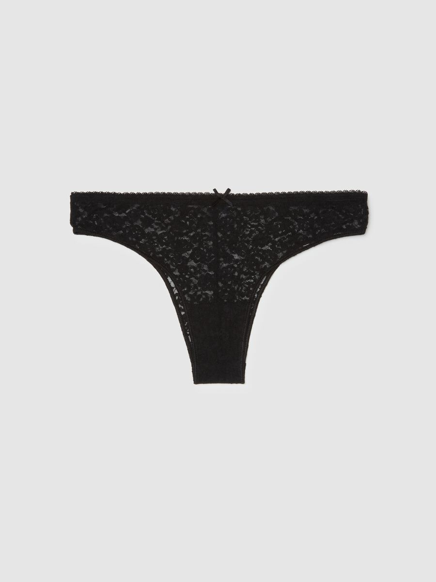 Black Lace Regular Fit Thong_0