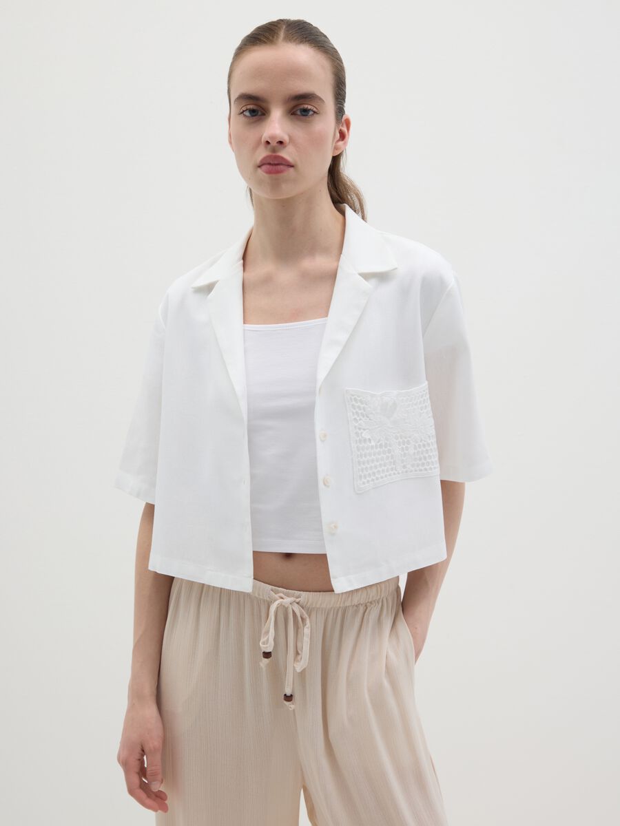 Women's white short shirt regular fit with lace details_0