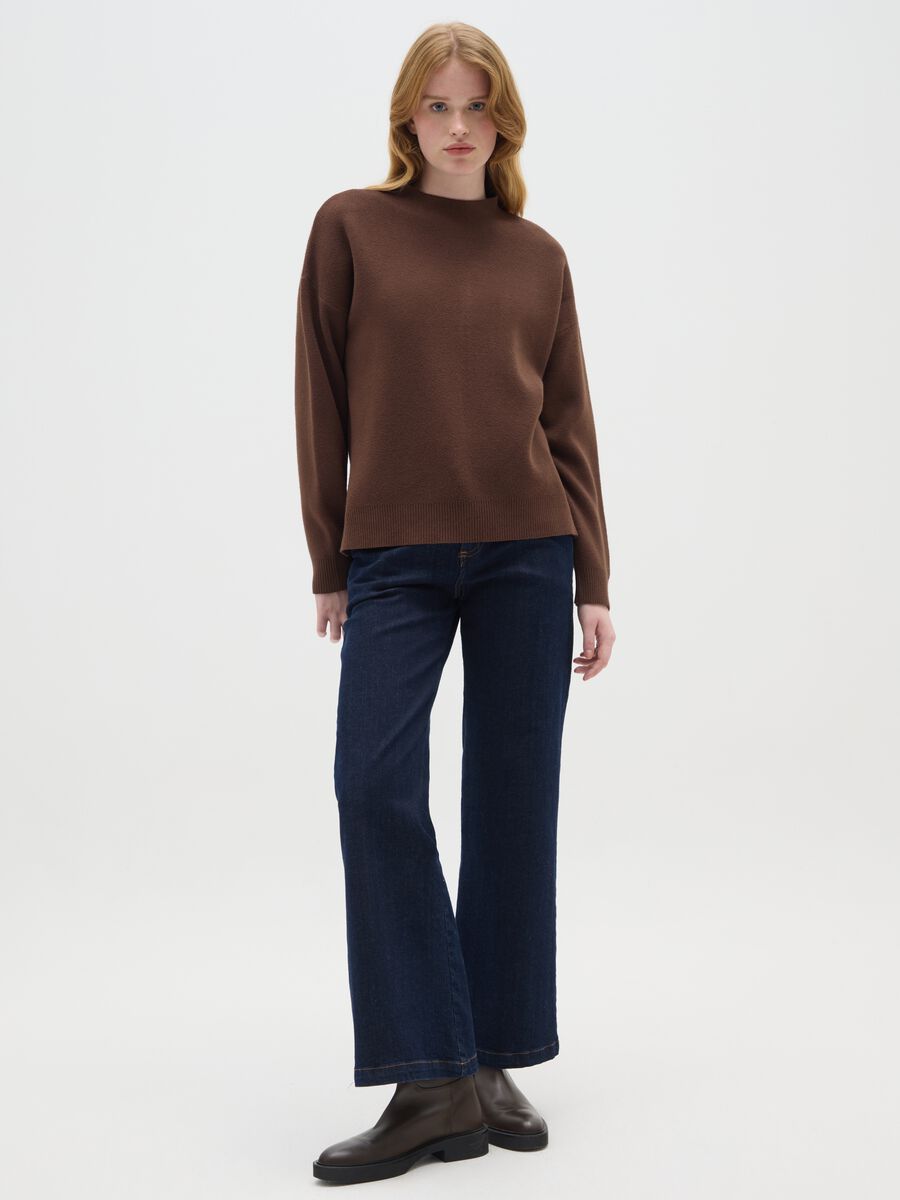 Regular fit brown sweater_1