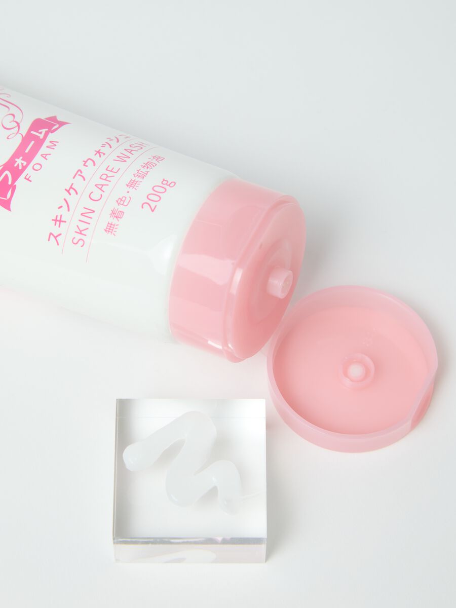 KIKU-MASAMUNE Sake Skin Care Foaming Face Wash delicately cleanses the face and provides long-lasting hydration._1