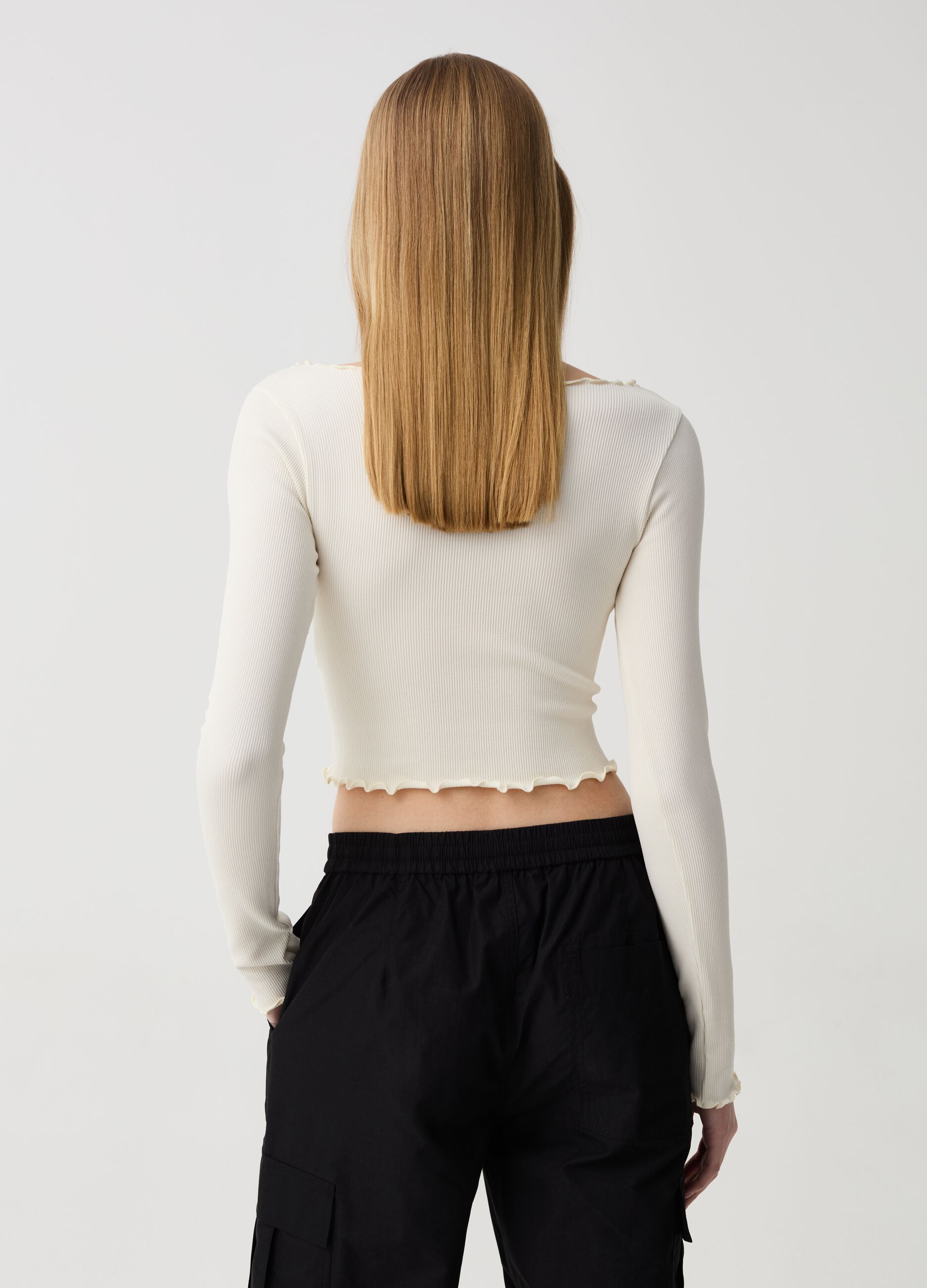 Ribbed crop T-shirt with wavy edging
