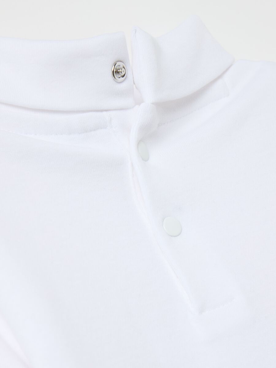 Cotton T-shirt with high neck and print_3