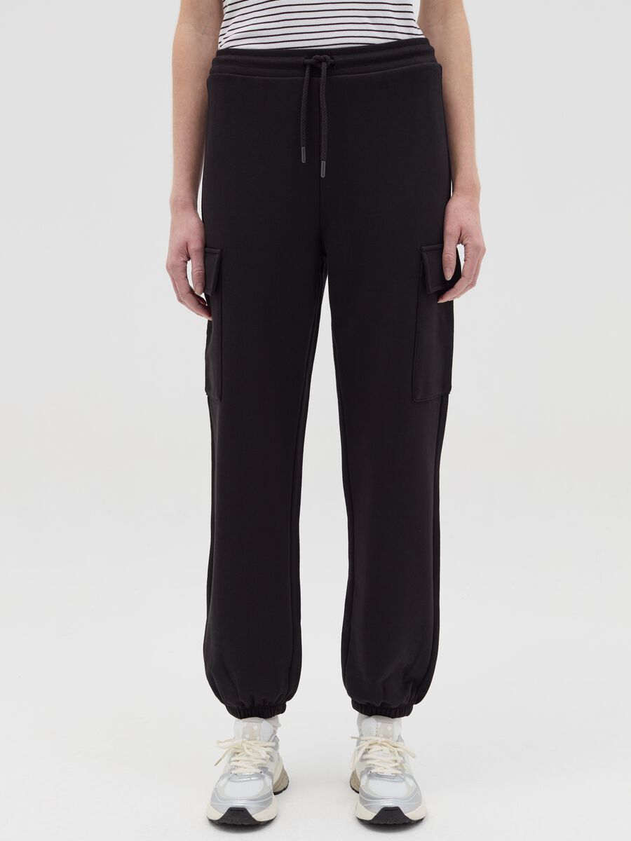 Cargo joggers in fleece with drawstring_1