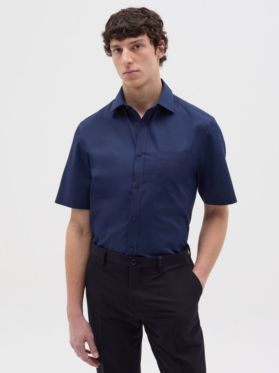 Regular-fit easy-iron shirt with short sleeves_0