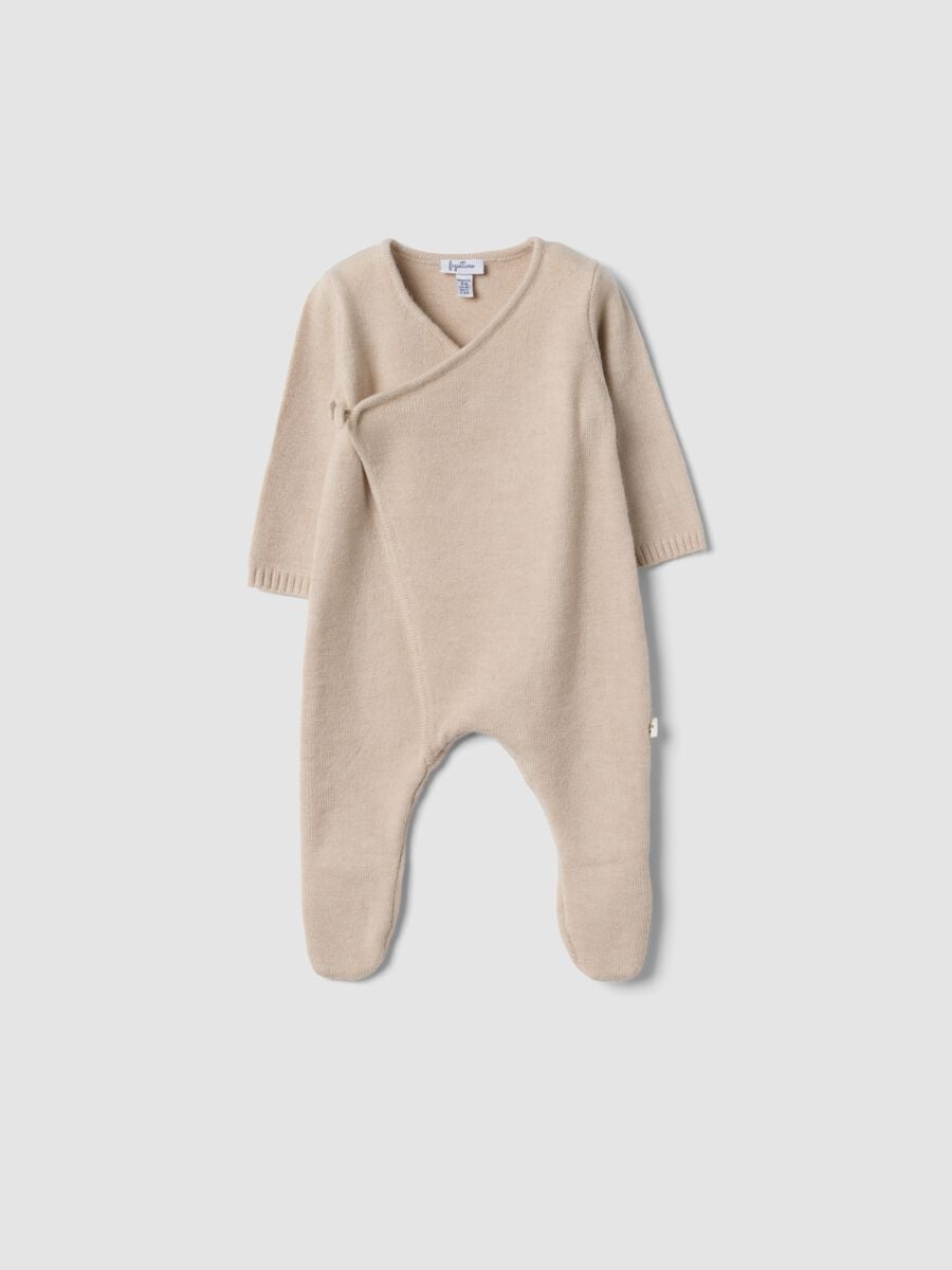 Tutina beige con piedini e chiusura incrociata_0