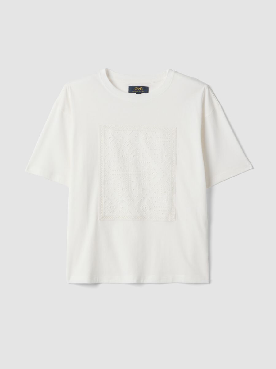 White pure cotton regular-fit T-shirt with perforated detail_0